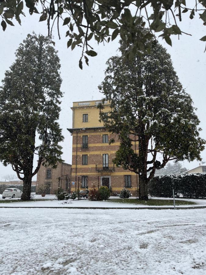 Hotel Villa Liberty Pontecurone Dış mekan fotoğraf