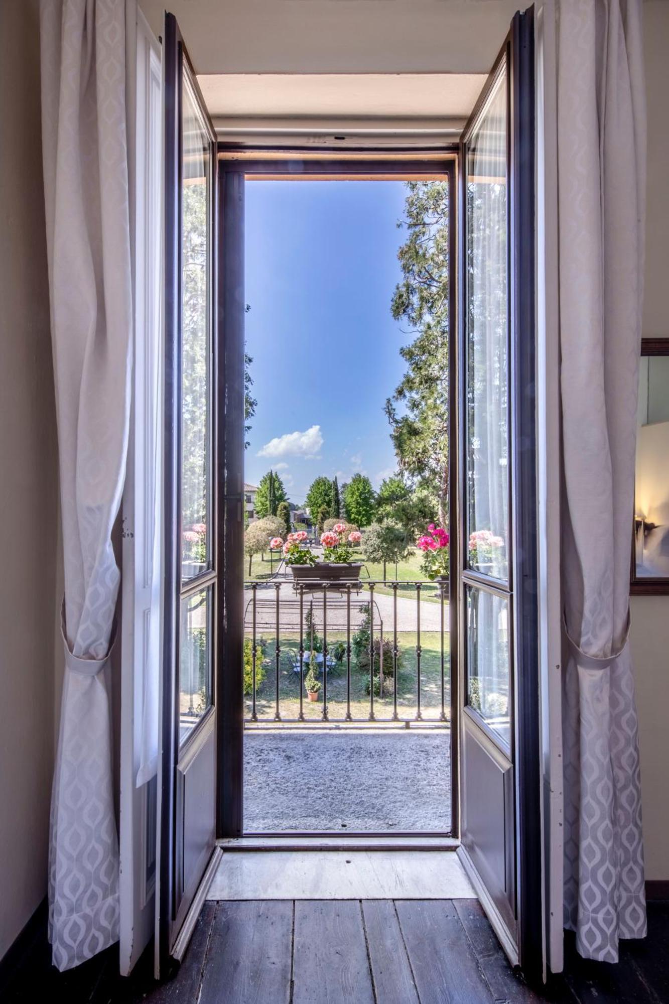 Hotel Villa Liberty Pontecurone Dış mekan fotoğraf